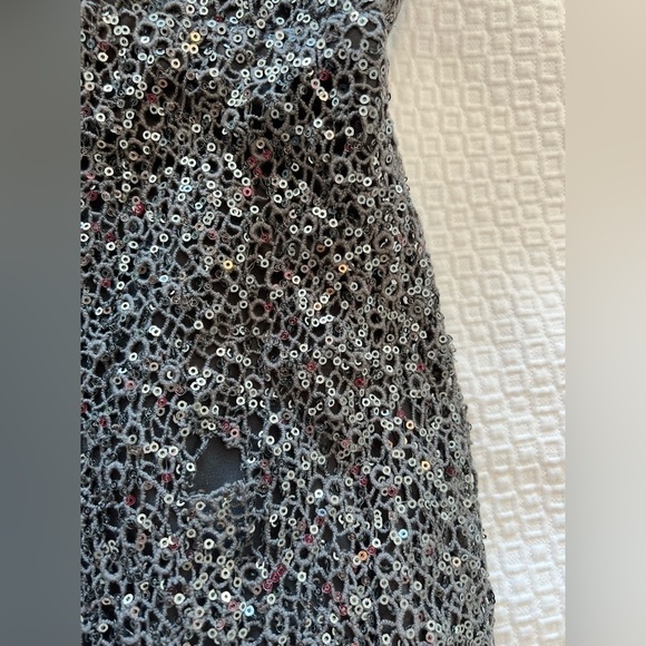 Kay Unger Grey Sparkle Jagged Edge Sheath Dress - Picture 14 of 16